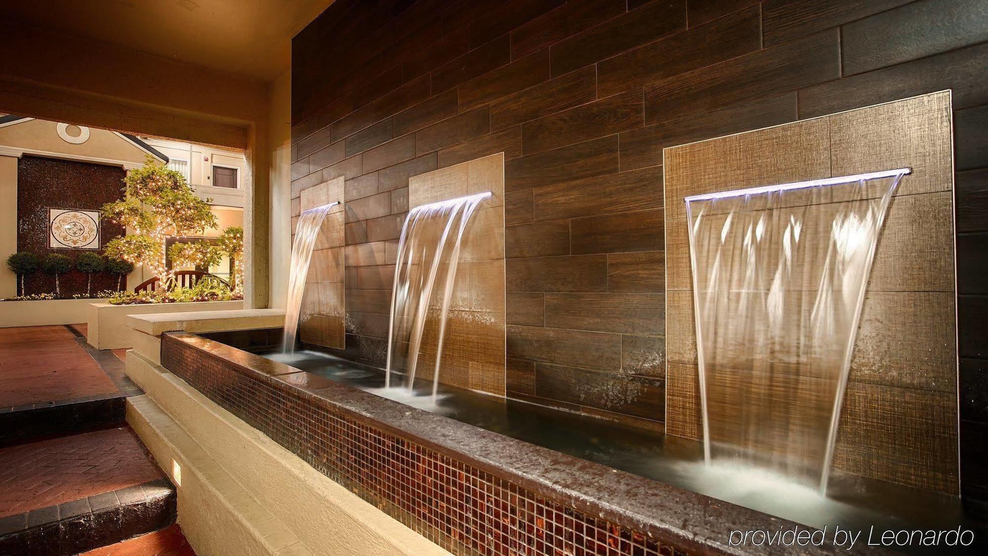 Inn At The Peachtrees, Ascend Hotel Collection Атланта Екстериор снимка